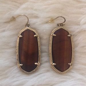 Gold Kendra Scott earrings